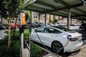 Kielo at grass valley apartments ev chargers
